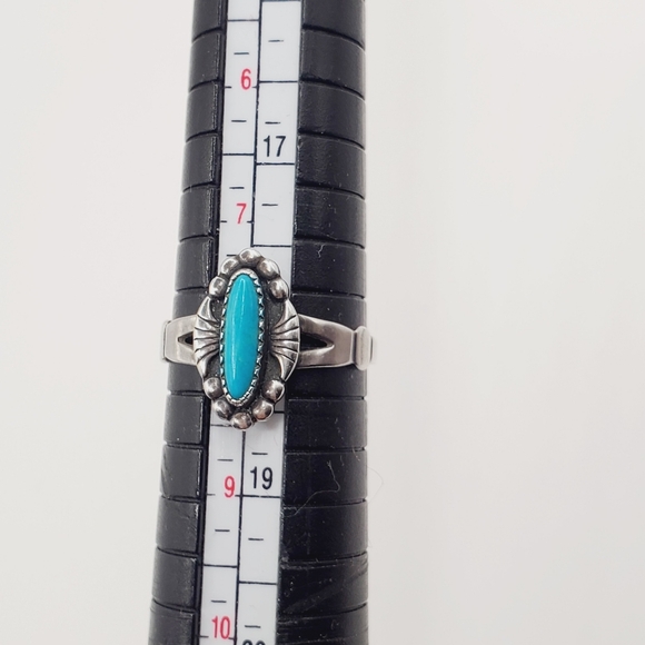 Turquoise Ring - Picture 4 of 8